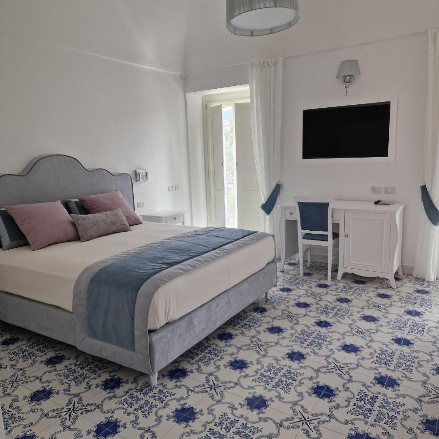 Suites In The Amalfi Coast - Guesthouse With Terrace Near Amalfi - Breathtaking View Of Ravello Scala Bagian luar foto