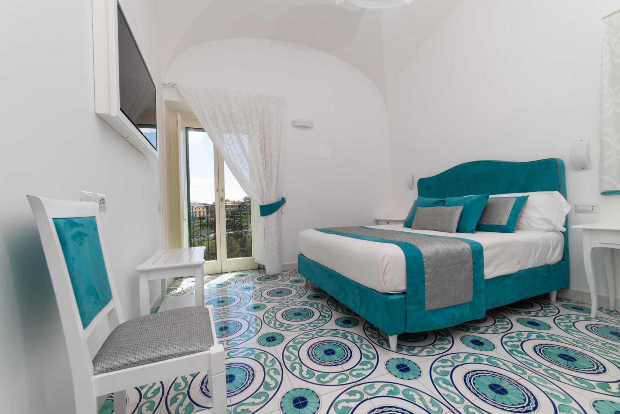 Suites In The Amalfi Coast - Guesthouse With Terrace Near Amalfi - Breathtaking View Of Ravello Scala Bagian luar foto