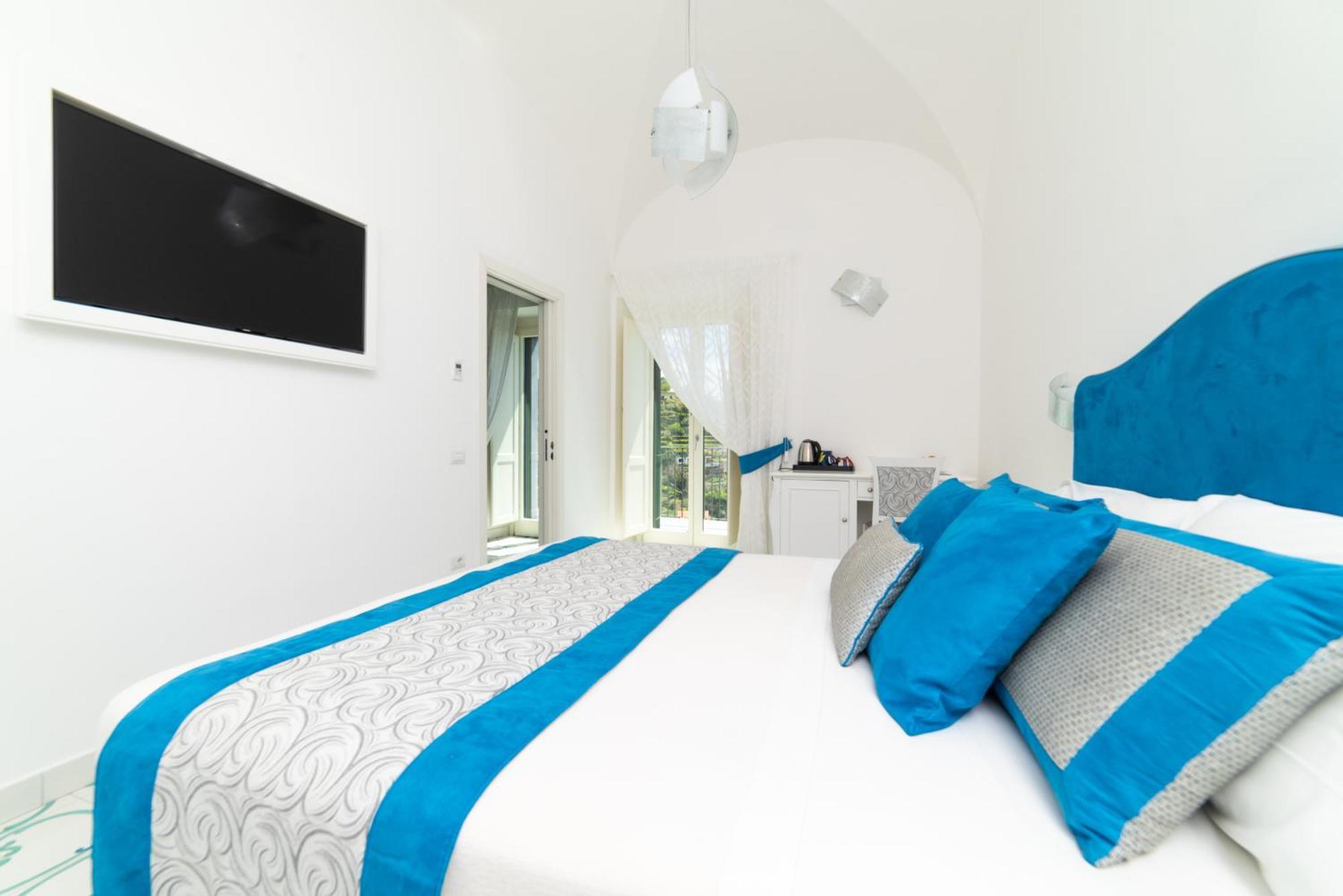 Suites In The Amalfi Coast - Guesthouse With Terrace Near Amalfi - Breathtaking View Of Ravello Scala Bagian luar foto