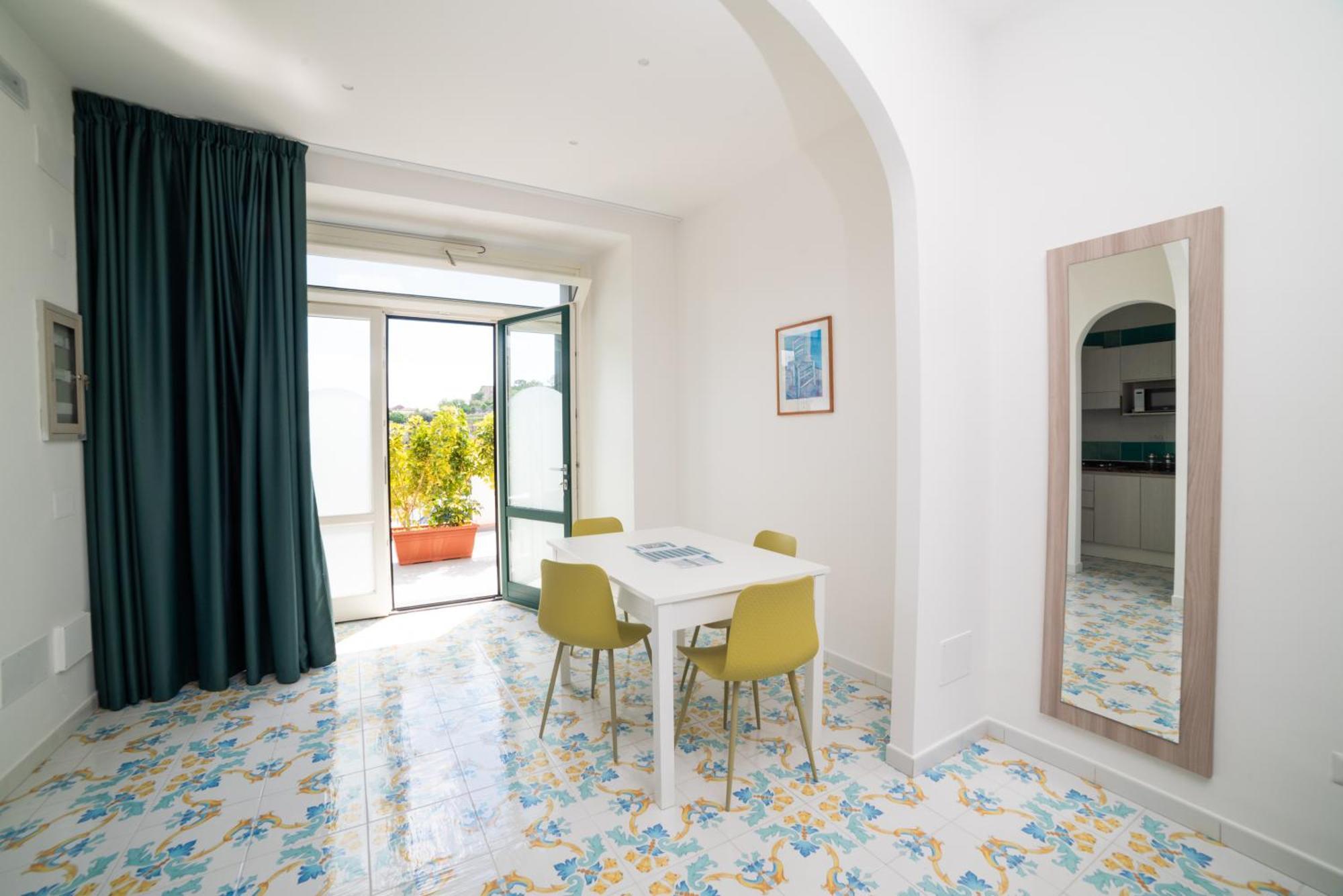 Suites In The Amalfi Coast - Guesthouse With Terrace Near Amalfi - Breathtaking View Of Ravello Scala Bagian luar foto